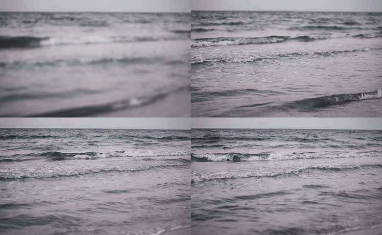 海浪缓缓涌向沙滩