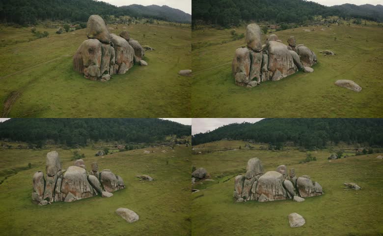 山野草地天然巨石