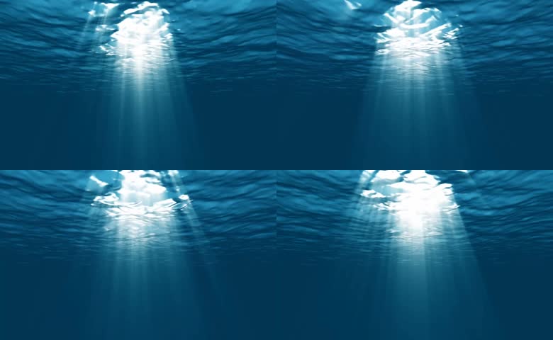 水下视角看阳光穿透海面