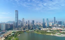 航拍深圳后海片区湖岸