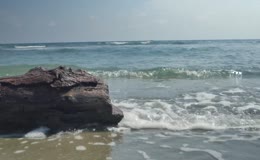 海岸礁石景观