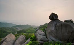 天柱山奇峰巨石景观