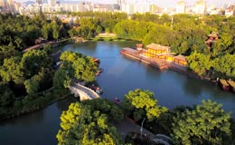 航拍南京白鹭洲公园