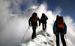 攀登雪山素材3