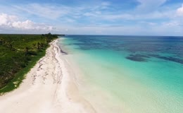 碧海白沙滩风光