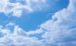 晴朗天空白色云朵