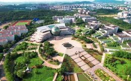 航拍南京财经大学
