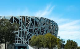 北京鸟巢建筑蓝天白云延时