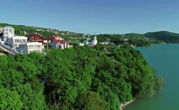 湖畔度假小镇实景