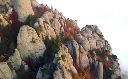 山顶奇石群美景