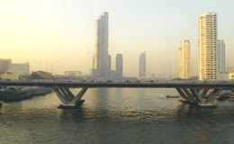 湄南河城市桥梁景观