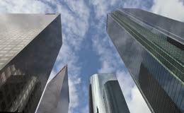 城市高楼大厦摩天大楼蓝天白云延时