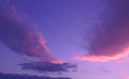 紫粉色云层黄昏天空风光