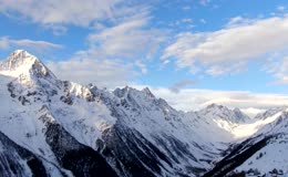 高山雪景风光